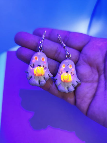 Pendientes Fantasmas Blancos